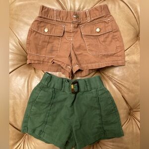 EUC 2 pairs of Janie and Jack shorts size 5 green and tan